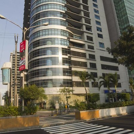 말레이안 플라자 호텔 Pasig City 외부 사진